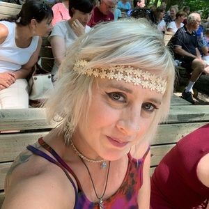 Meet your Posher, Sheri